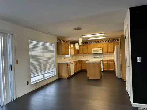 15 Eagle Claw Ct, Reno, NV 89523 photo 9