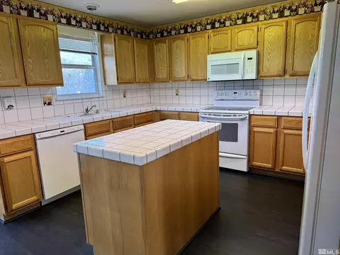 15 Eagle Claw Ct, Reno, NV 89523 photo 6