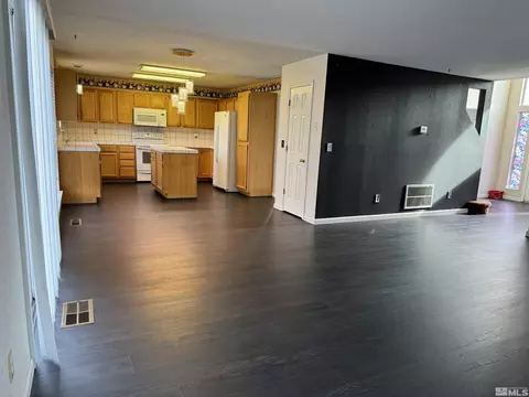15 Eagle Claw Ct, Reno, NV 89523 photo 4