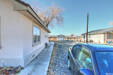 880 Stains Rd, Fallon, NV 89406 photo 2