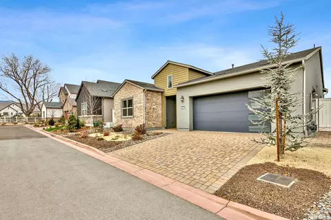 637 Braided Rope Dr, Reno, NV 89511
