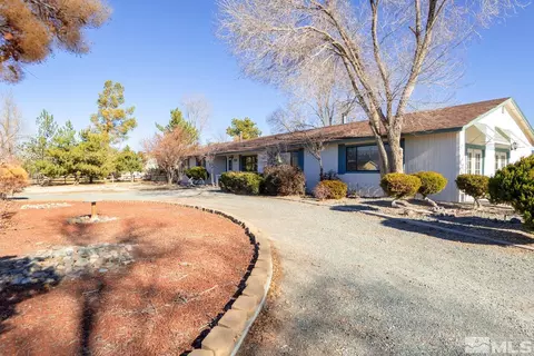 2801 Wildhorse Ln, Minden, NV 89423