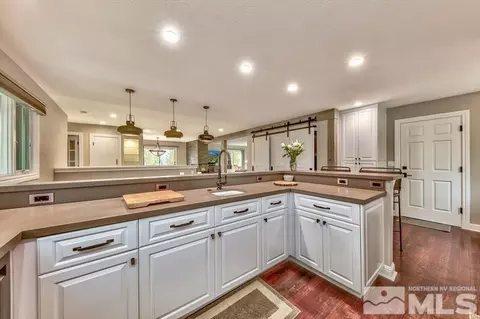 337 Barton Ct, Stateline, NV 89449 photo 17