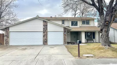 1861 Harvest Dr, Sparks, NV 89434