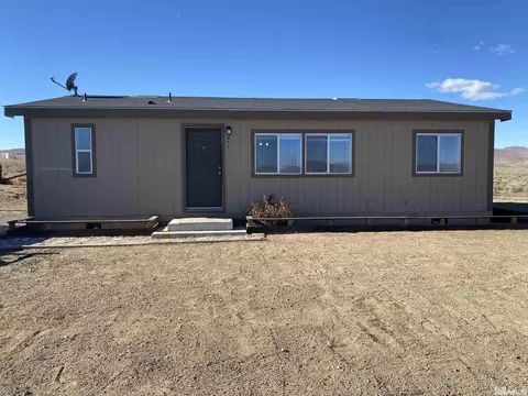 287 Sunset Hills Dr, Yerington, NV 89447