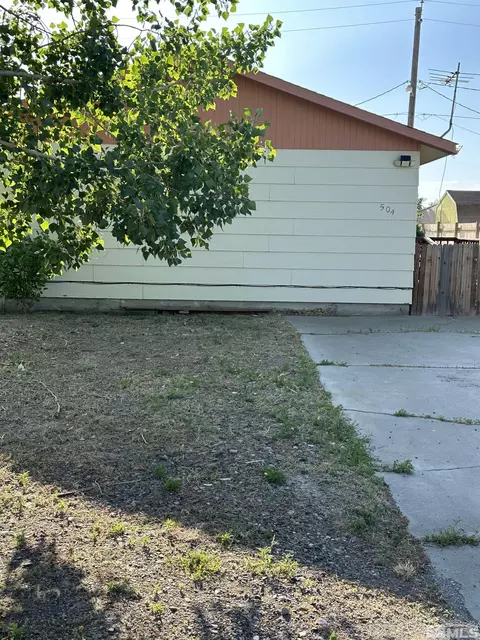 504 Northgate Dr, Battle Mountain, NV 89820