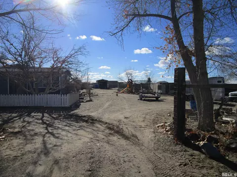 1022 Yucca, Fallon, NV 89406 photo 5
