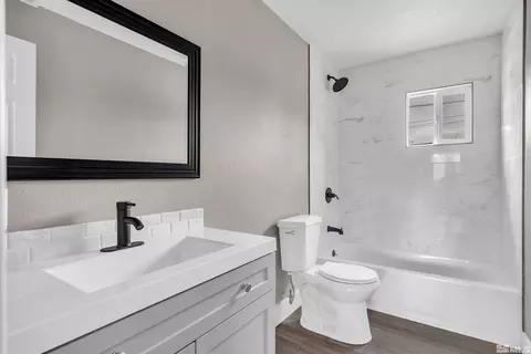 402 E Long St, Carson City, NV 89706 photo 18