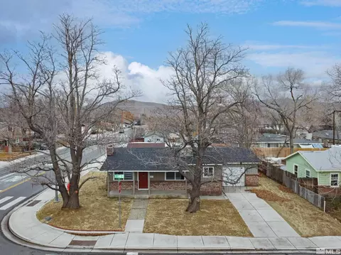 402 E Long St, Carson City, NV 89706 photo 21