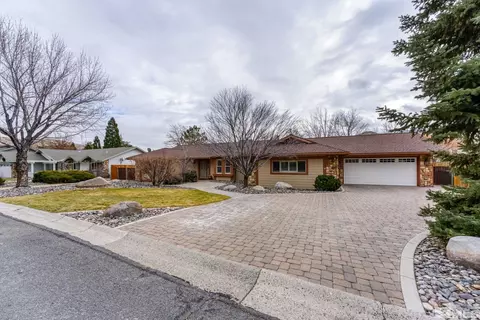 10230 Timberwolf, Reno, NV 89523