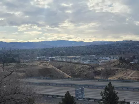 2899 Everett Dr, Reno, NV 89503 photo 15