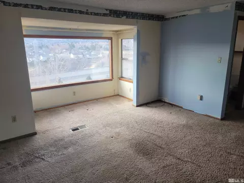 2899 Everett Dr, Reno, NV 89503 photo 6