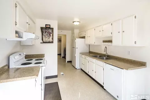 4020 Pheasant, Carson City, NV 89701 photo 11