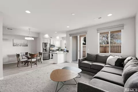2130 Altamira Dr, Reno, NV 89523