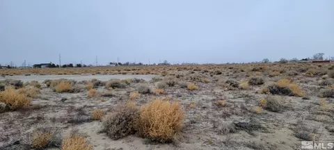5905 Juniper St, Silver Springs, NV 89429