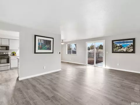 14040 Perlite Dr, Reno, NV 89521 photo 1