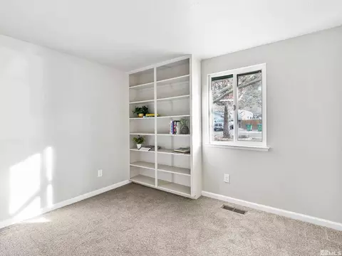 14040 Perlite Dr, Reno, NV 89521 photo 18