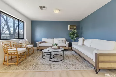 643 Pine Meadows Dr # 1, Sparks, NV 89431