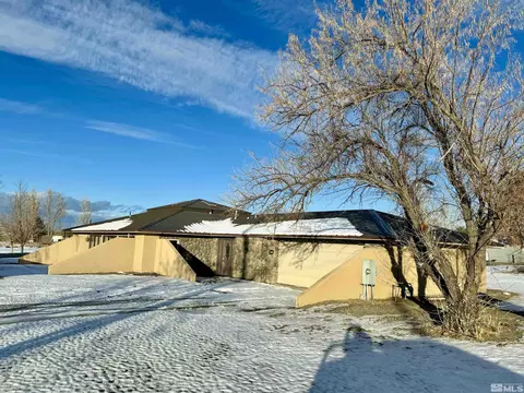 3565 Brown Ln, Winnemucca, NV 89445