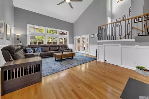 435 Shady Lane Ct, Reno, NV 89509