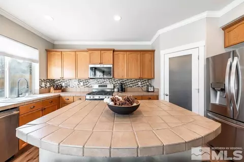 10560 Baton Ct, Reno, NV 89521 photo 14