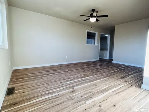 680 Wildes St, Fallon, NV 89406 photo 4