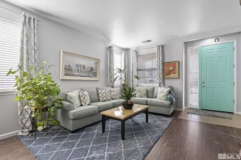 8060 Opal Station Dr, Reno, NV 89506