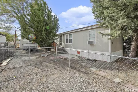 105 Townsend St, Dayton, NV 89403