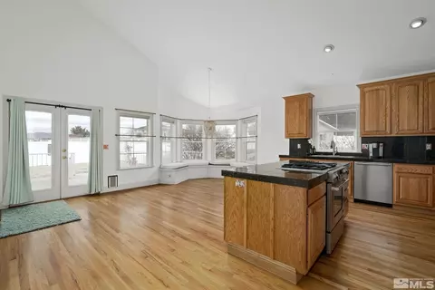 8417 Eaglenest Rd, Sparks, NV 89436 photo 9