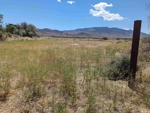 204 Vt Way, Dayton, NV 89403