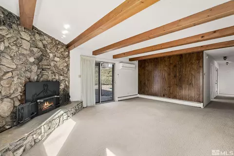 916 Ivy St, Carson City, NV 89703