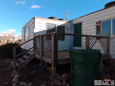 5360 Pearl, Sun Valley, NV 89433