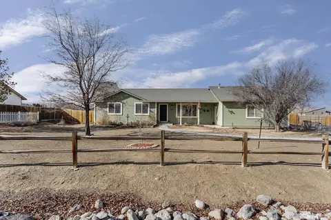 209 Bridlepath Way, Fernley, NV 89408