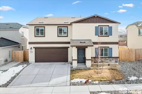 8924 Coyote Bluff Dr, Reno, NV 89506