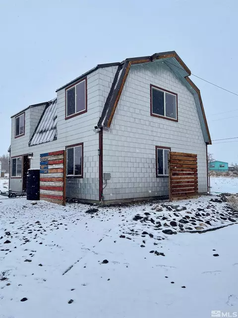 5030 Buffalo Dr, Silver Springs, NV 89429