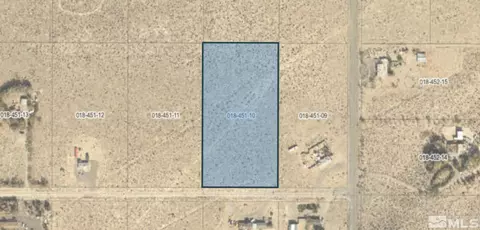 5590 Dayton Ave, Silver Springs, NV 89429