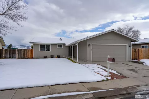 3327 Vista Grande Bl, Carson City, NV 89705
