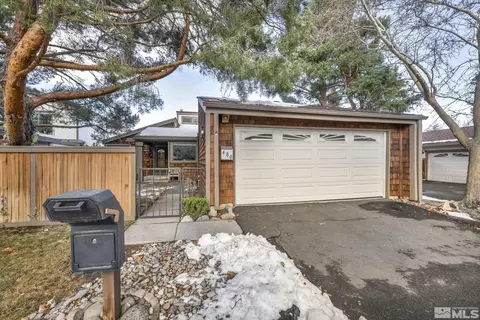 480 W Riverview Cir, Reno, NV 89509