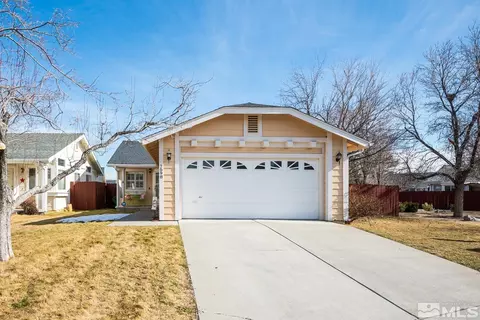 7598 Devonshire Ln, Reno, NV 89511