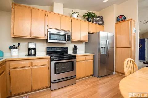 7598 Devonshire Ln, Reno, NV 89511 photo 12