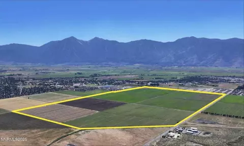 1300 Buckeye Rd, Minden, NV 89423