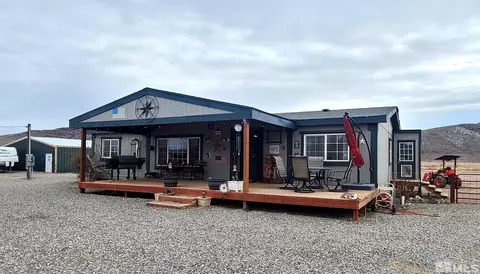 409 Cheryl St, Stagecoach, NV 89429