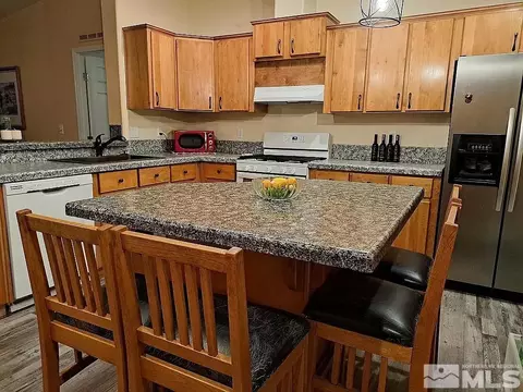 740 Joel Way, Fallon, NV 89406 photo 3