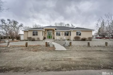 30 S Whitacre St, Yerington, NV 89447