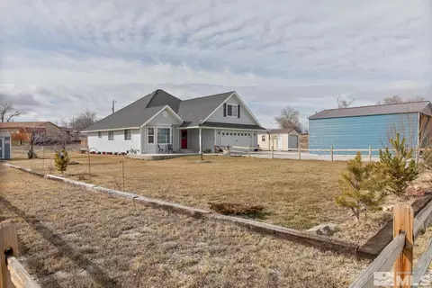 2899 Highland Dr, Fallon, NV 89406