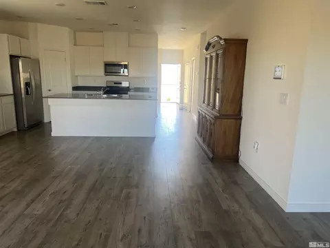 409 Agate Ln, Fallon, NV 89406 photo 3
