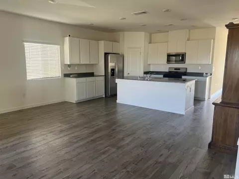 409 Agate Ln, Fallon, NV 89406 photo 4