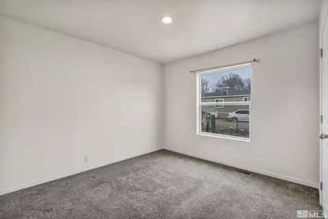 5205 E 2nd Ave, Sun Valley, NV 89433 photo 23