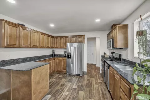 5205 E 2nd Ave, Sun Valley, NV 89433 photo 16