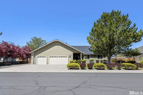 2688 Wildhorse Ln, Minden, NV 89423